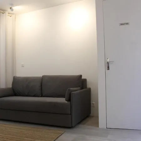 Vibestone Aparthotel *